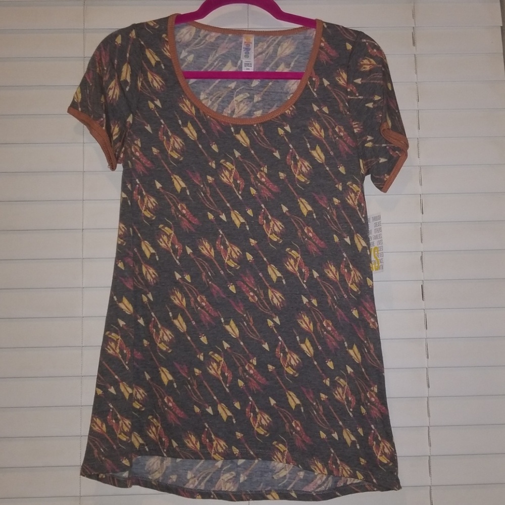NWT XXS LuLaRoe Classic Tee